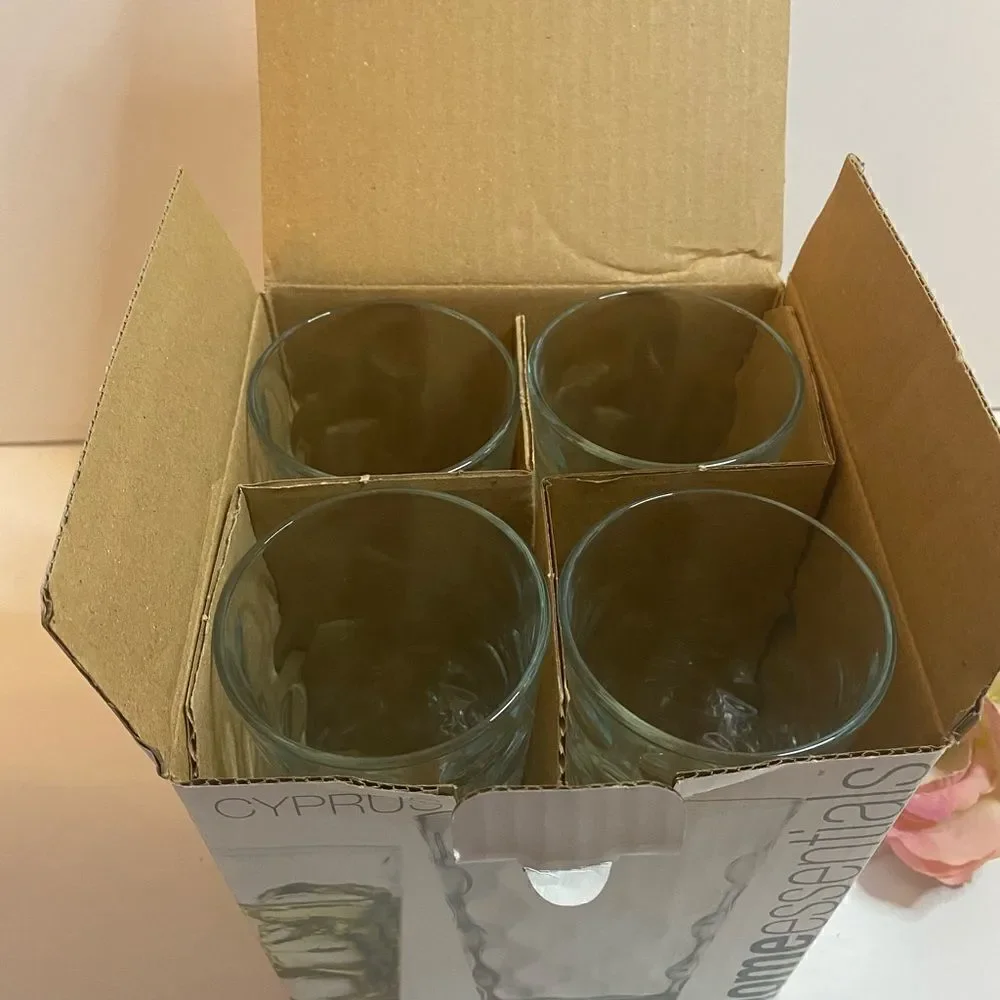 🌸Home Essentials Set of four  17oz cooler glasses